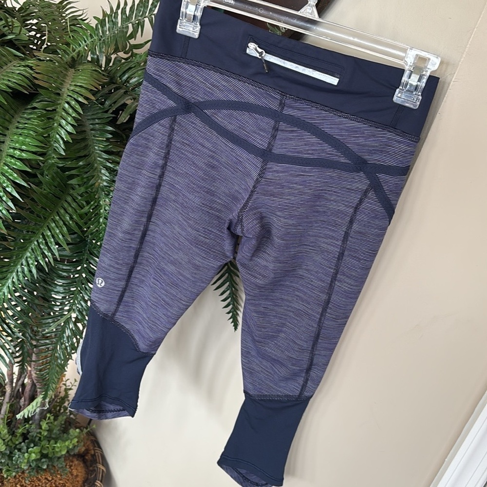 Lululemon RUN: PACE CROP Wee Are From Space Deep Indigo Inkwell Workout Leggings - Picture 9 of 16